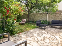 Maison familiale avec jardin, proche métro 2
