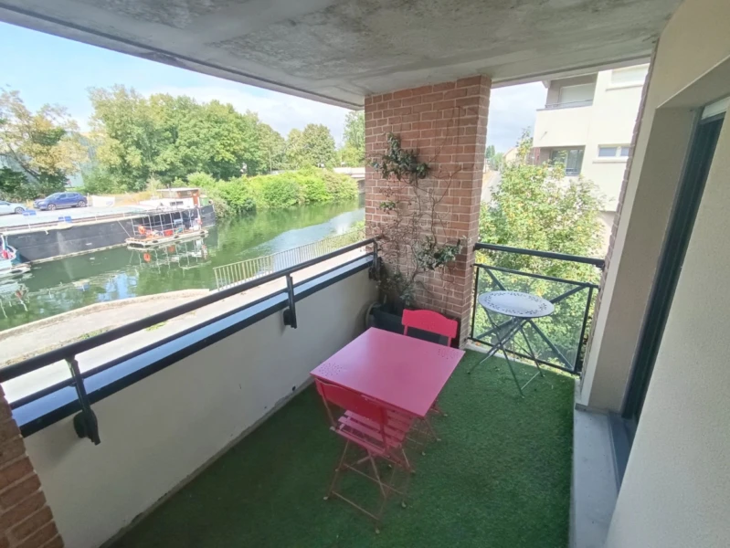 Appartement meublé 3 chambres, parking 4
