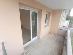 Appartement 1 chambre bureau balcon parking 2