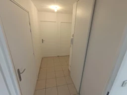 Appartement 1 chambre bureau balcon parking 3