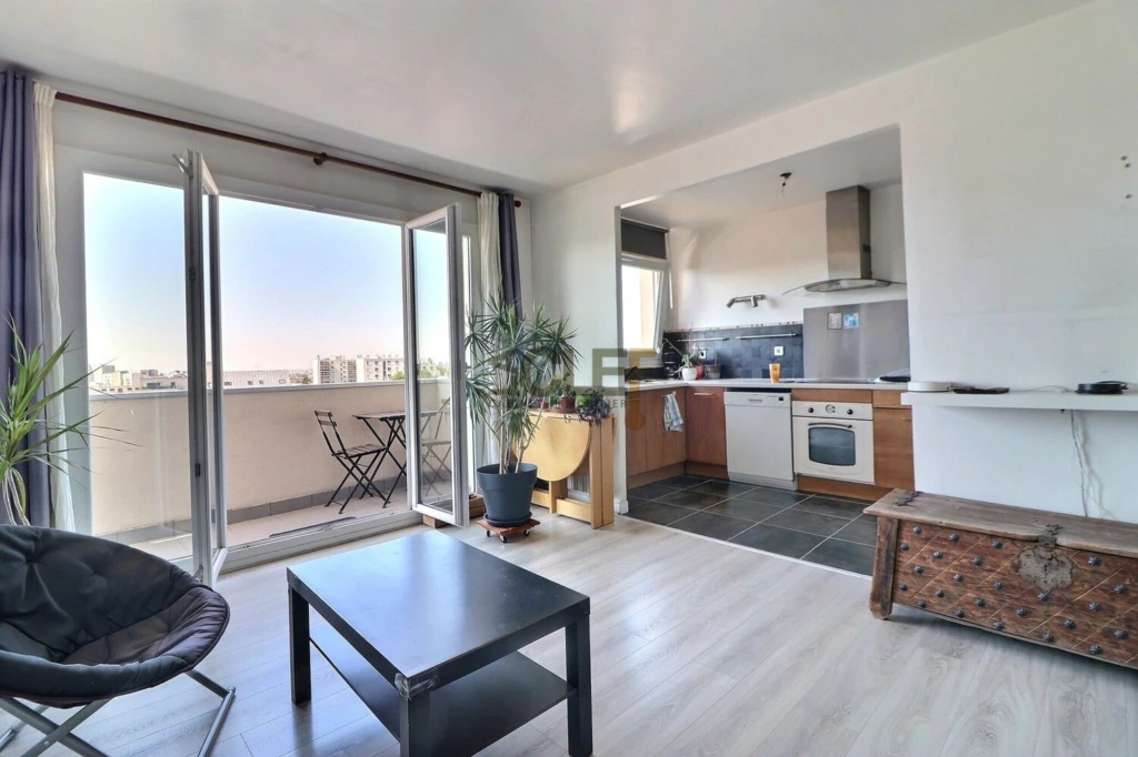 Appartement T2 - Montreuil - proche métro 3