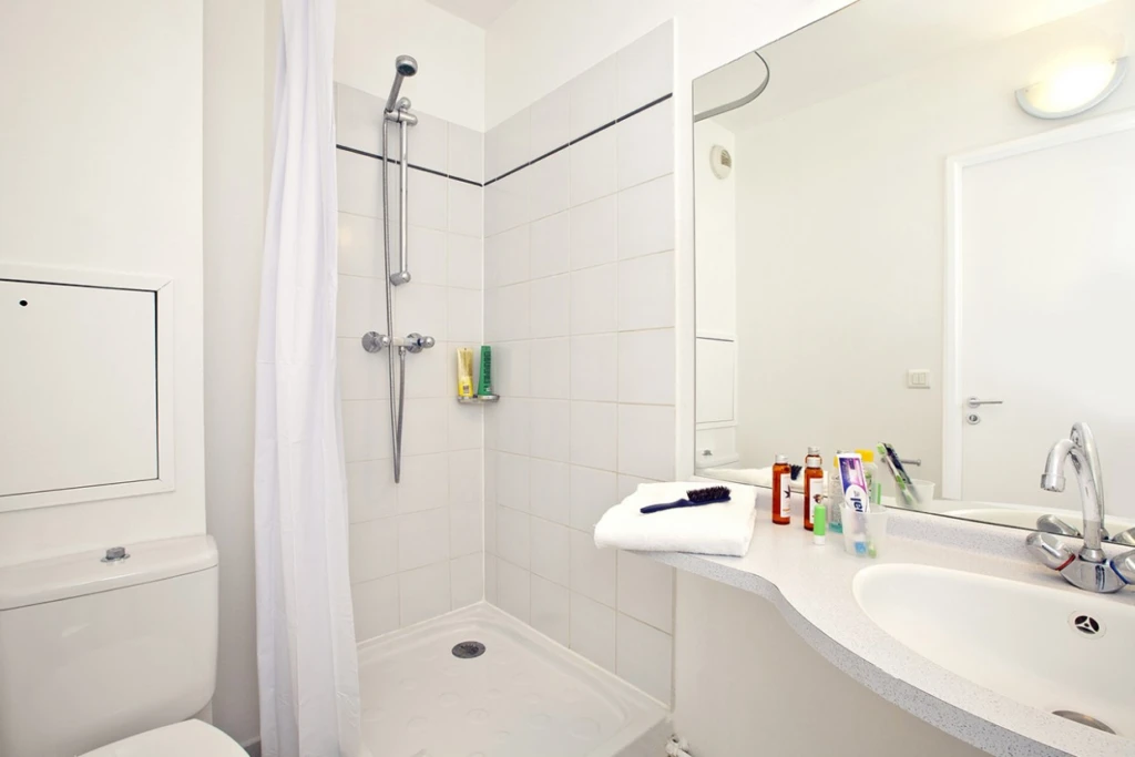 Investissement locatif - studio 7e avec balcon 6