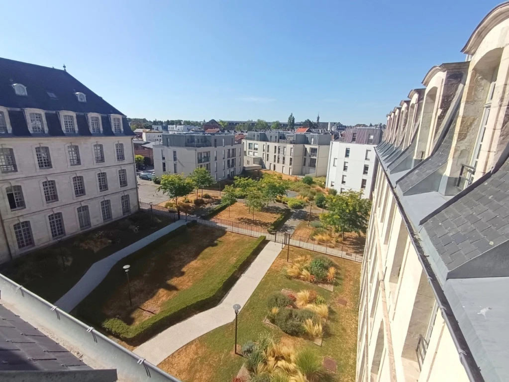 Appartement duplex 1 chambre parking 1