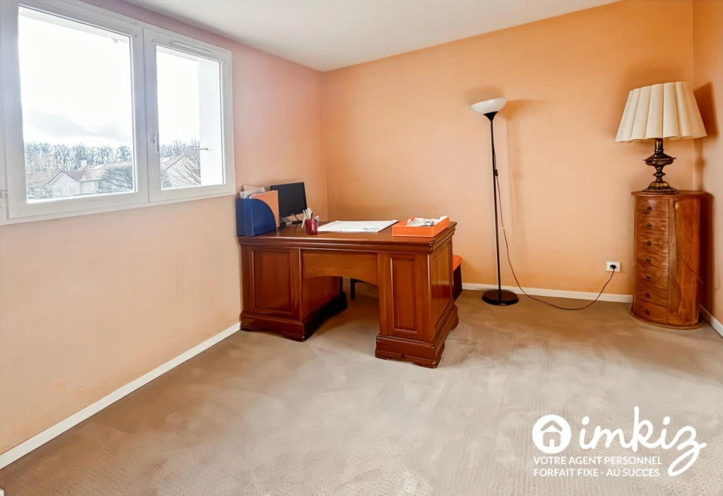 Maison lumineuse de 150 m² avec garage double 16