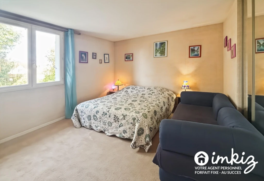 Maison lumineuse de 150 m² avec garage double 12