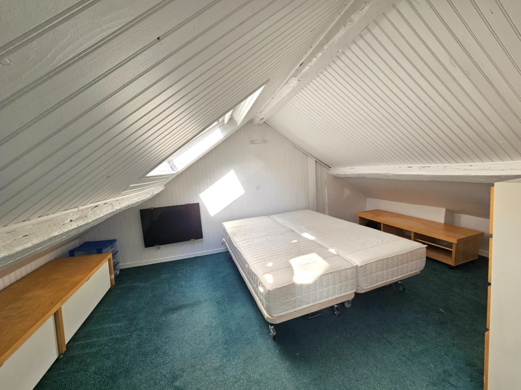 Appart 2 pièces, duplex de 52m² au sol 12