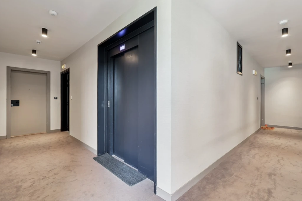 Appartement 3 pièces avec balcon - Boulogne 12