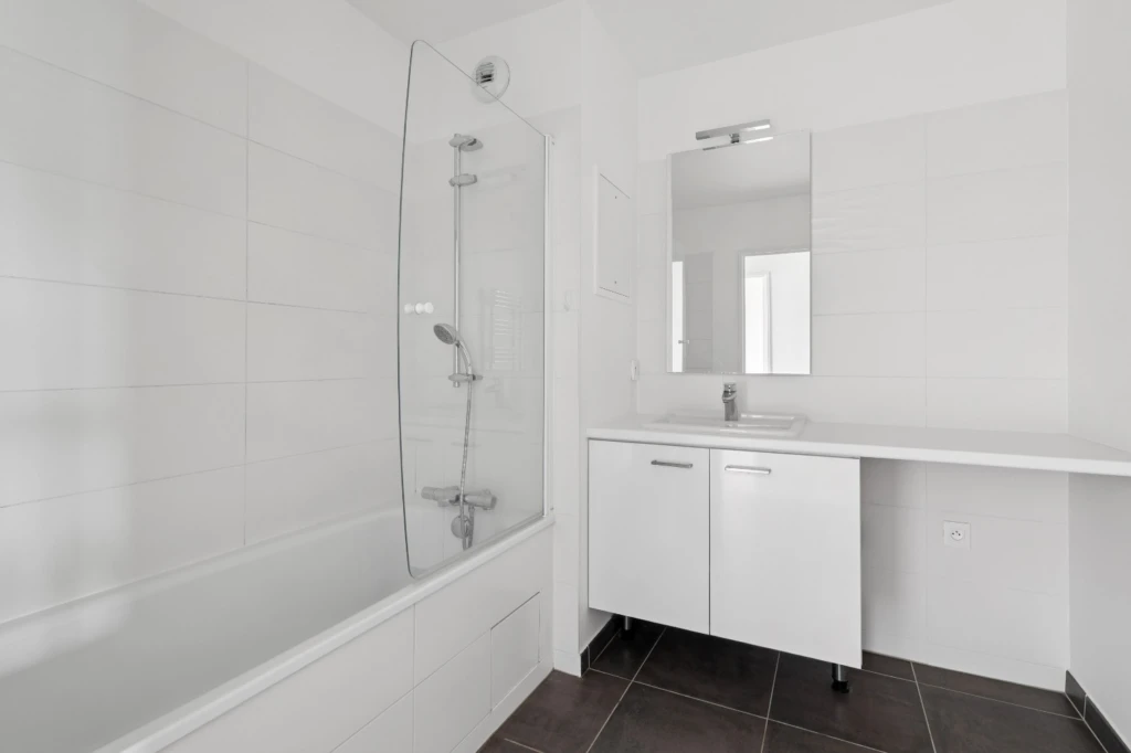 Appartement 3 pièces avec balcon - Boulogne 9