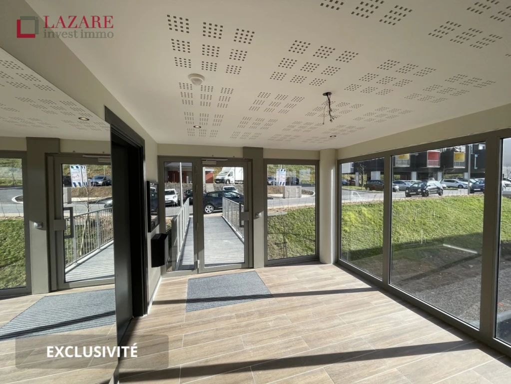A LOUER T2 récent avec parking 2