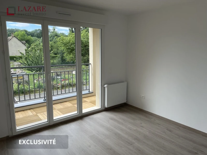 A LOUER T3 récent avec 2 parkings 12