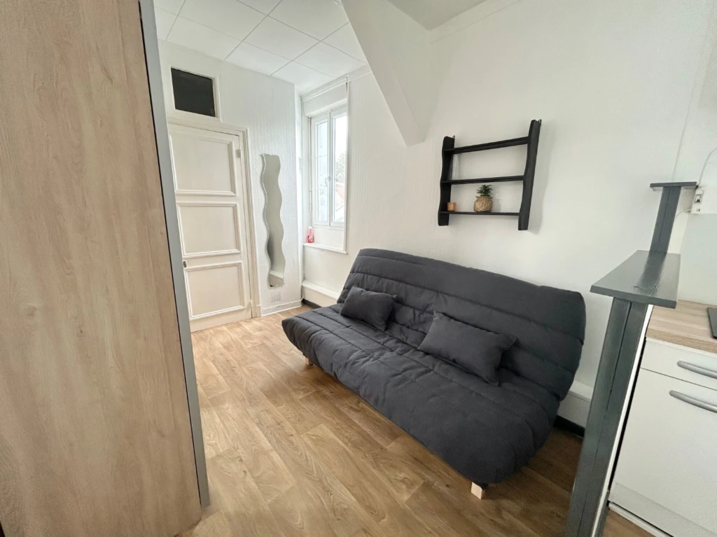 Studio meublé 18m2 à 2min de la gare Amiens 3