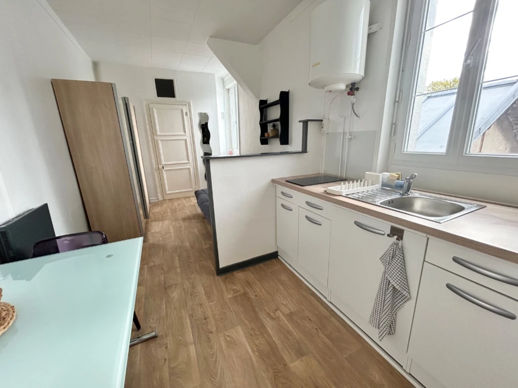 Studio meublé 18m2 à 2min de la gare Amiens 5