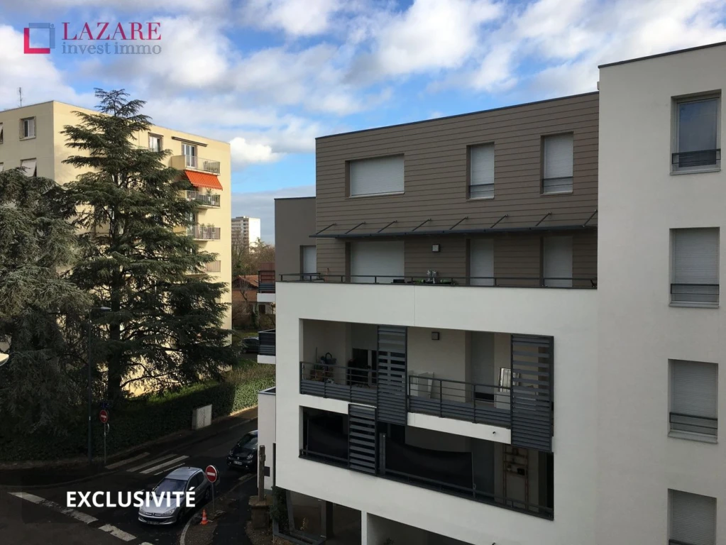 A LOUER T4 récent avec garage 1
