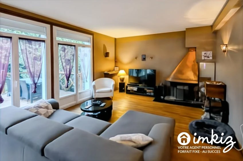 Maison familiale ave espace professionnel 1