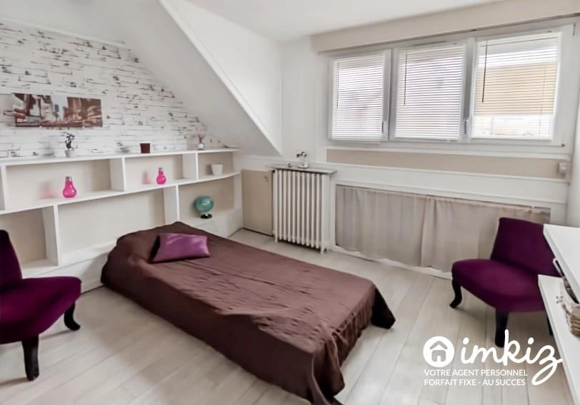 Maison familiale ave espace professionnel 4