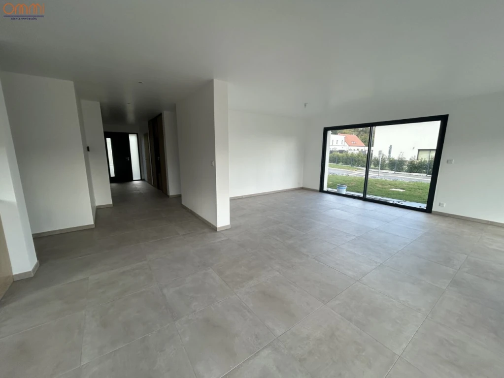Maison neuve 3 chambres garage proche Amiens 10