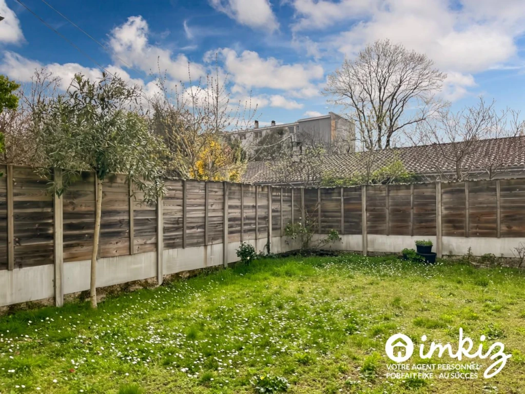 Maison 6 pièces rénovée avec garage - piscinable 17