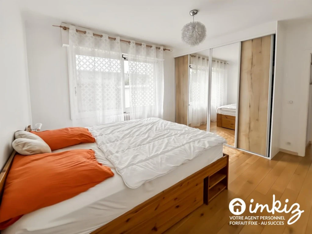 Maison 6 pièces rénovée avec garage - piscinable 12