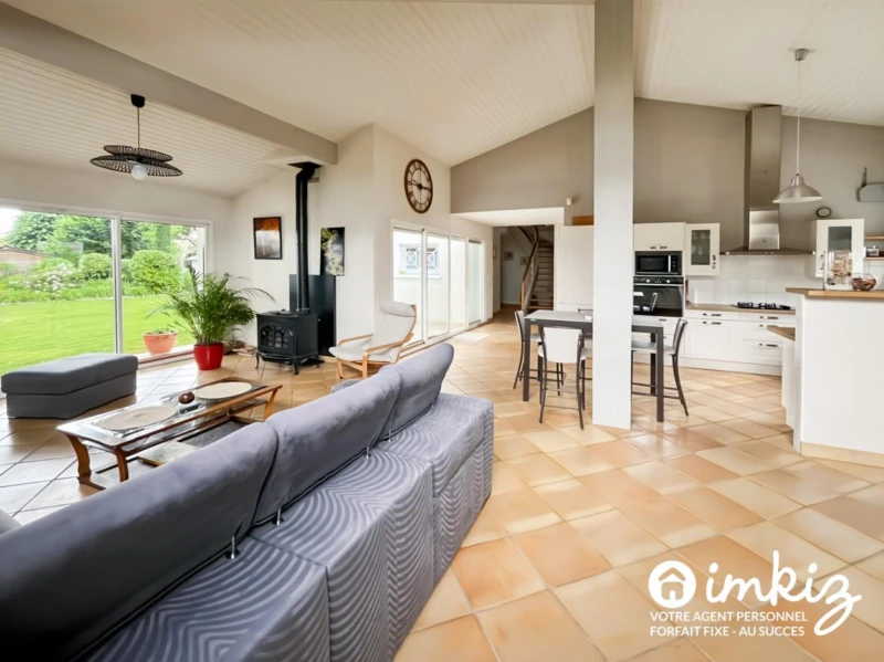 Maison 210m2 - 8 pièces - Vue imprenable 4