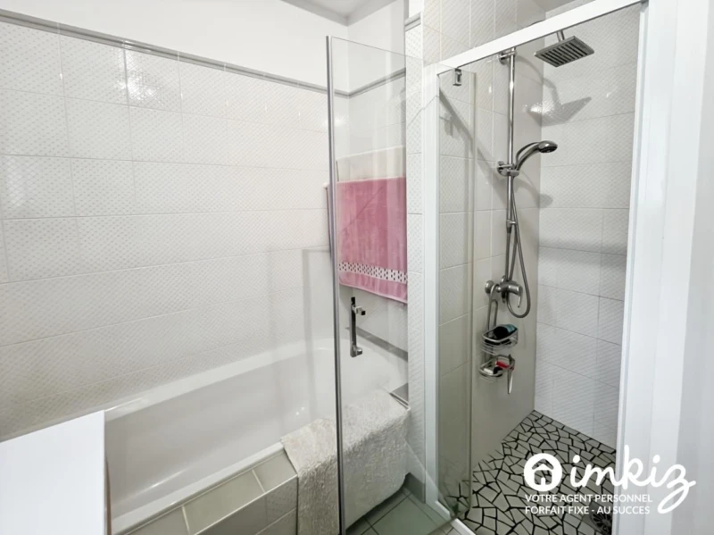 Maison 210m2 - 8 pièces - Vue imprenable 8