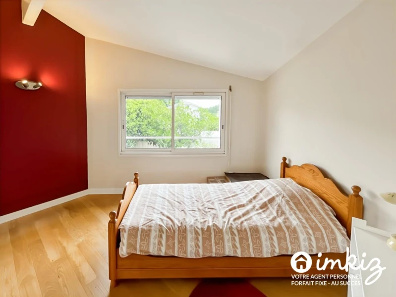 Maison 210m2 - 8 pièces - Vue imprenable 10