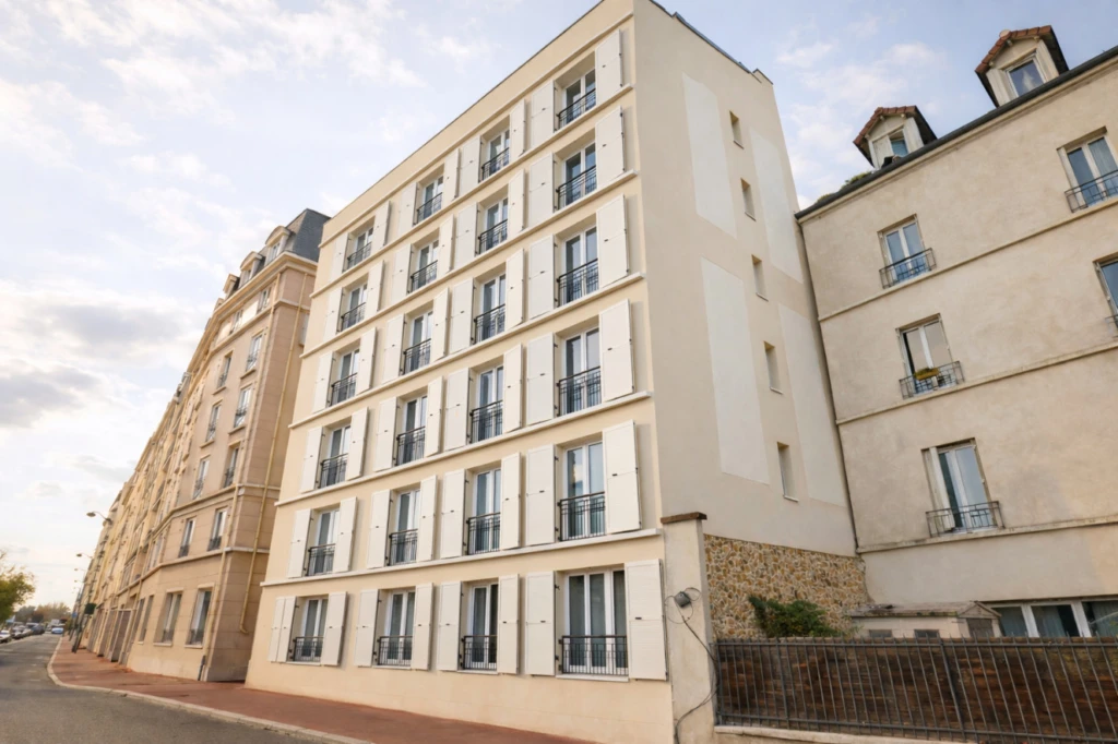 Investissement locatif - studio 4e avec balcon 1