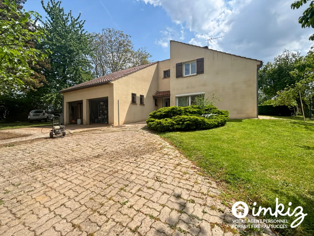 Maison 5 pièces avec piscine couverte 1
