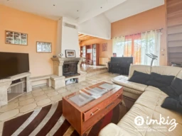 Maison 5 pièces avec piscine couverte 2