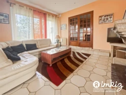 Maison 5 pièces avec piscine couverte 3