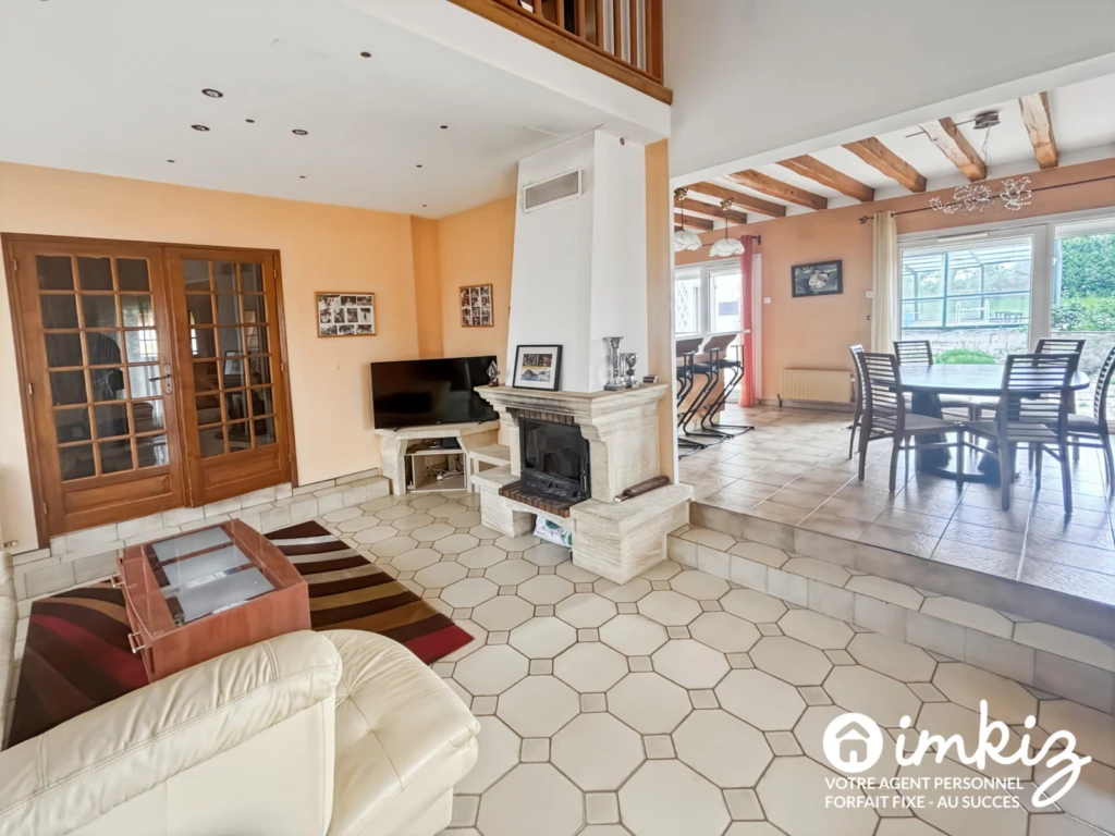 Maison 5 pièces avec piscine couverte 5