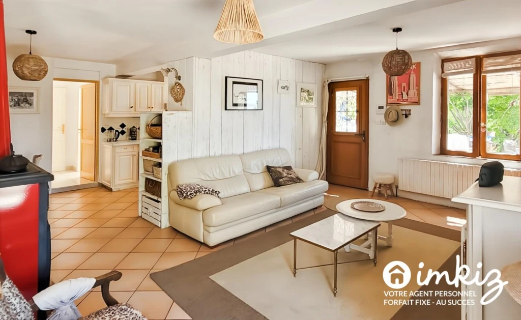 Maison provençale T6 piscine et garage 4