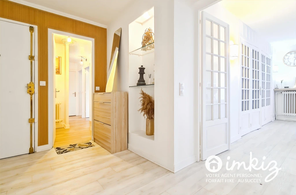 Dernier étage avec ascenseur - 126m² 15