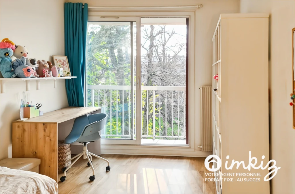 Dernier étage avec ascenseur - 126m² 12