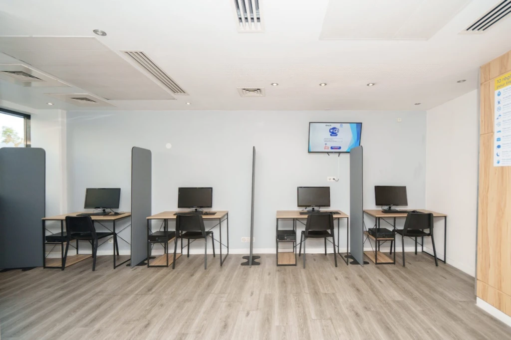 Investissement locatif - T2 meublé + parking 4