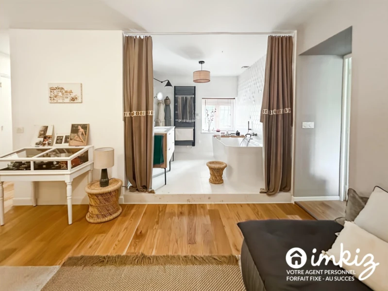 Magnifique maison familiale baignée de verdure 11