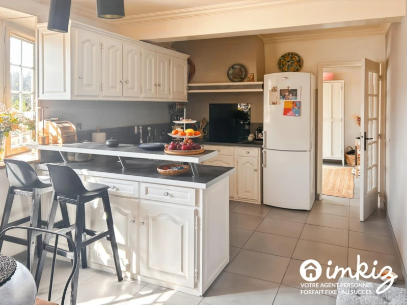Magnifique maison familiale baignée de verdure 3