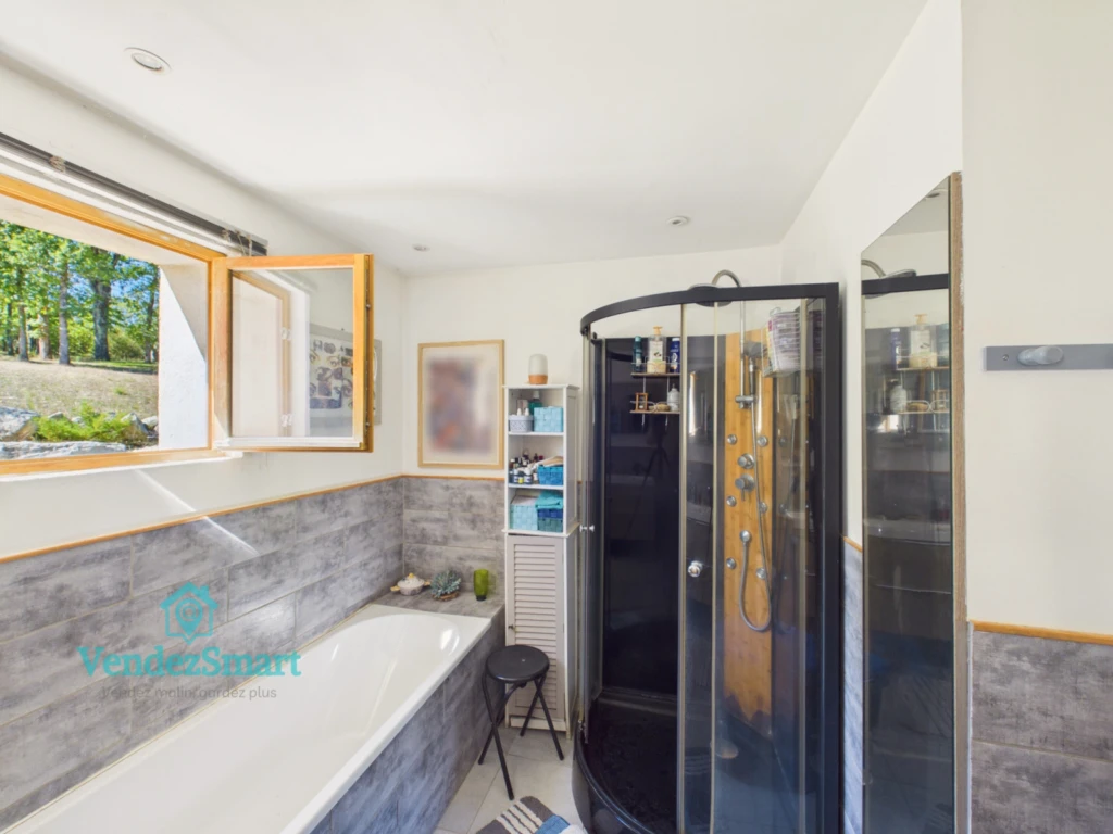Maison rénovée, Lieu unique sans vis-à-vis – Vue exceptionnelle – Charme et nature 12