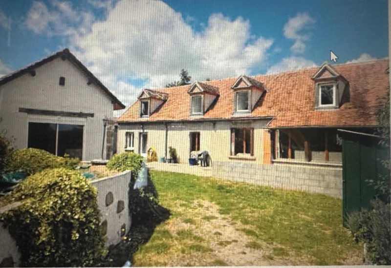 LONGÈRE EN PIERRE – 4 CHAMBRES – DÉPENDANCES 15