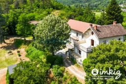 Demeure de prestige au coeur de la nature 1