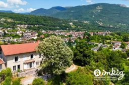 Demeure de prestige au coeur de la nature 2