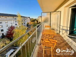 Appartement 2 pièces - balcon - entièrement rénové 1