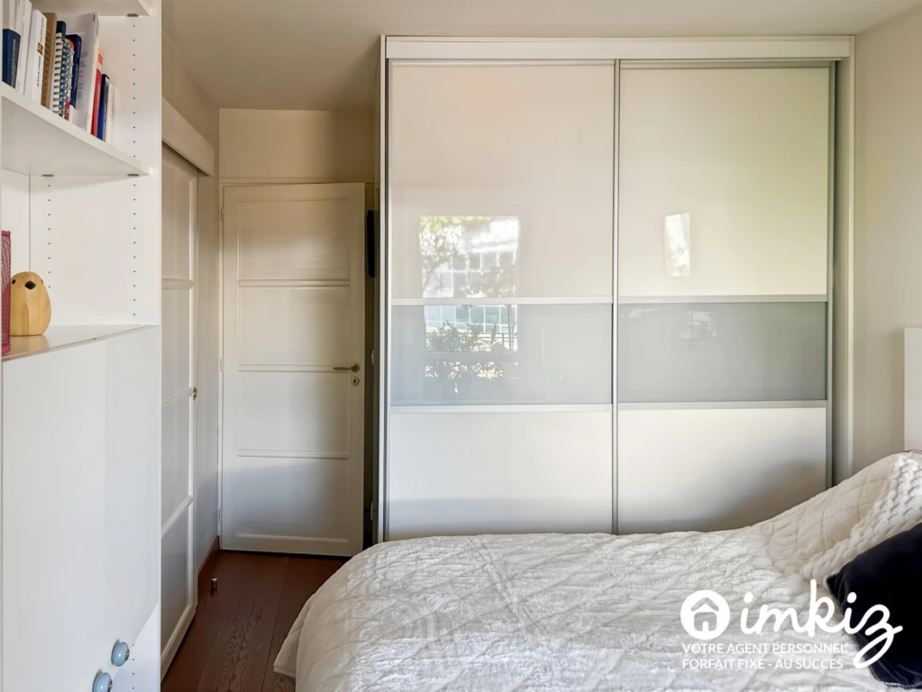 St-Maurice  T5  107 m²  balcon terrasse 2 parkings 7
