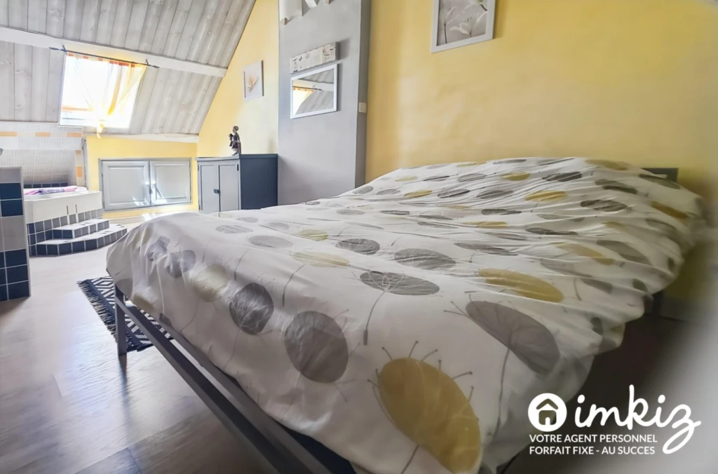 Propriété de charme avec piscine et dépendance 15