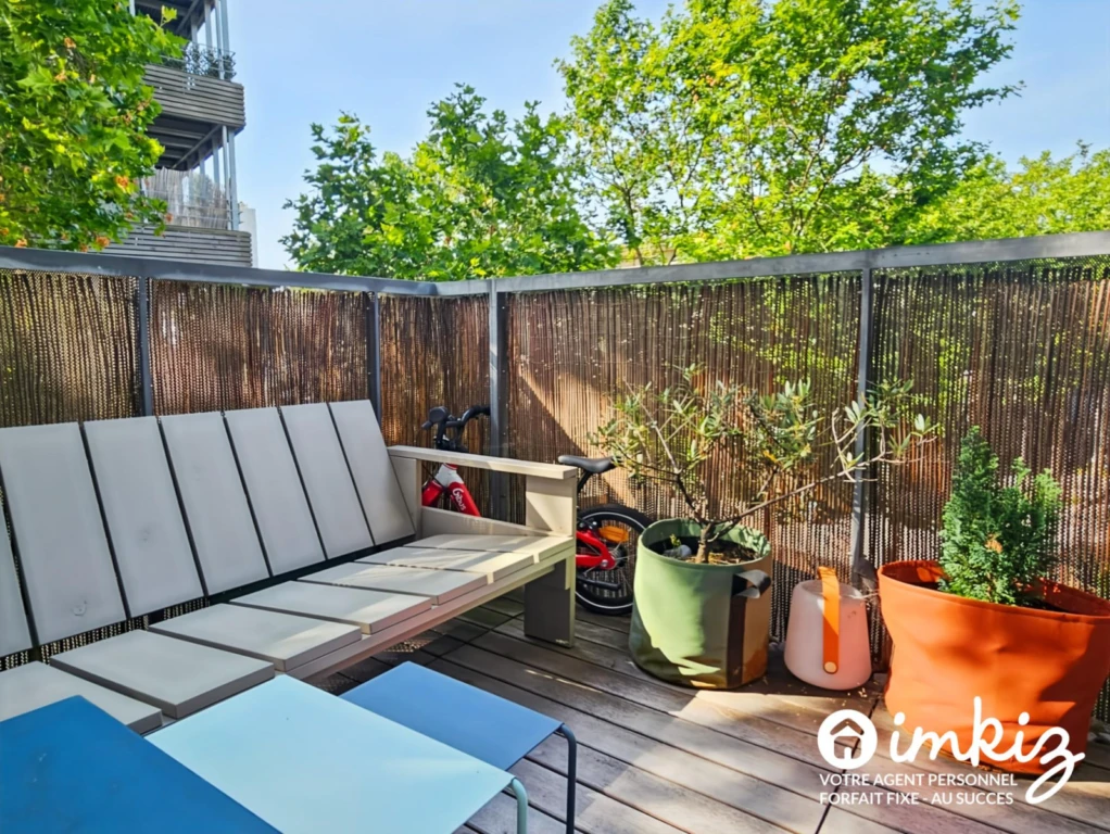3 pièces avec terrasse parking ascenseur 17e 1