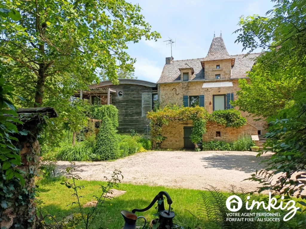 Maison de caractère avec piscine 1