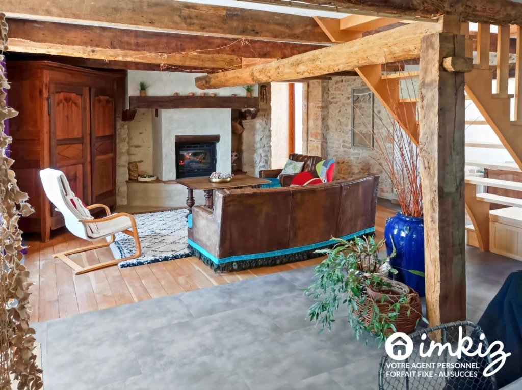 Maison de caractère avec piscine 12