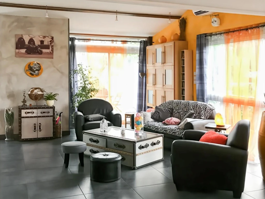 Maison atypique grand volume 10