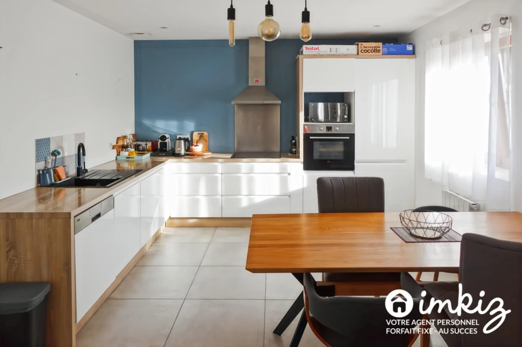 Appartement T3 centre avec terrasse cave + parking 1