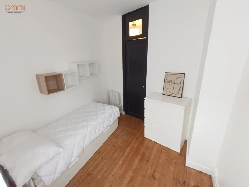 Maison rénovée 3 chambres et cour 17