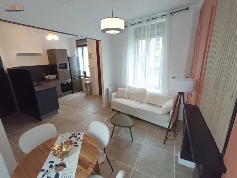 Maison rénovée 3 chambres et cour 3
